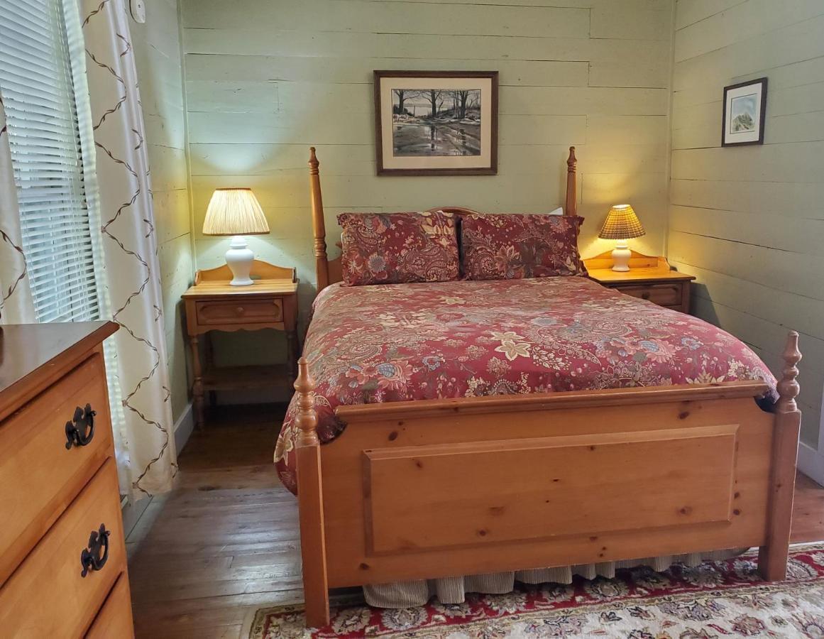 The Cabins At Healing Springs Crumpler Екстер'єр фото